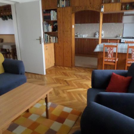 Szabadido Vendeghaz Διαμέρισμα Révfülöp Εξωτερικό φωτογραφία